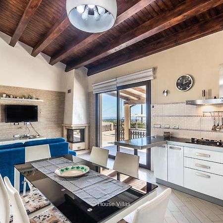 House&Villas - Villa Zora อาโวลา ภายนอก รูปภาพ